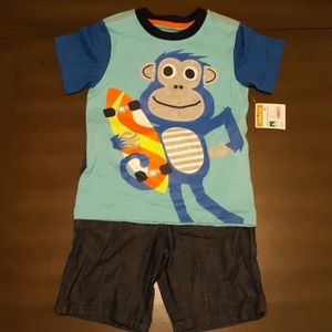 NWT - boys 2-piece t-shirt and shorts set